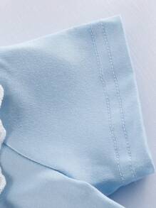 Baby Girl Sweet Floral Trim Round Neck Short Sleeve T-Shirt & Blue Shorts Set, Suitable For School, Casual, Dining Out, Picnic In Summer