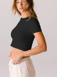 Aralina Top cropped de algodón blanco cepillado, un esencial diario clásico - Negro - Ver 7