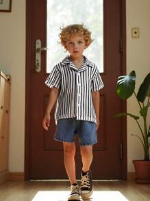 SHEIN Vintaside Kids 2 件套幼儿男童休闲乡村条纹衬衫和牛仔短裤套装，舒适的乡村基本款服装，春夏季，适合 4-7 岁儿童，日常穿着和户外活动 - 彩色 - 查看 3