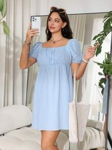 CovetEZ Plus Size Baby Blue Mini Dress: Casual Square Neck Short Sleeve Summer Dress With Ruched Bust Detail - Baby Blue - View 3
