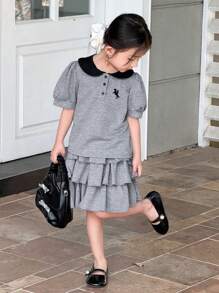 SHEIN 年轻女孩灰色刺绣 Polo 衫和蛋糕裙，适合休闲和日常穿着以及学校日常、学院风格、返校 - 灰色 - 查看 3