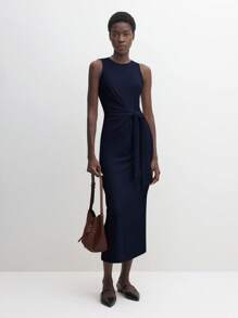 BizChic 2025年夏季新款海军蓝圆领无袖系带收腰宽松连衣裙，商务休闲日常穿着，适合婚礼、海滩度假、音乐节、早午餐、机场穿搭，90年代复古斯德哥尔摩风格，美国独立日