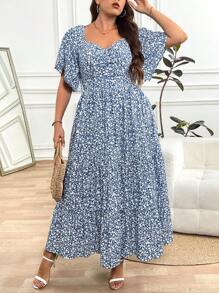 SHEIN Clasi Curve Plus Size Women's Romantic Daily Leisure Vacation Blue And White Ditsy Floral Sweetheart Neck Ruffled Lotus Sleeve Waist A-Line Long Dress,Honeymoon Outfits Woman,Summer Dresses For Women,Vacation Outfits Woman,Country Concert Outfit,Casual Dress,Ruffle Skirt,Going Out,Ditsy Floral Dress Women - Blue and White - View 6