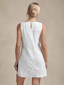 SHEIN LUNE 女式白色休閒圓領刺繡連衣裙 - 白色 - 查看 2