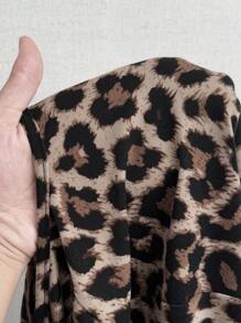 NU&NOW 加大码女式性感豹纹交叉镂空设计修身高弹力面料短款 T 恤，适合春夏派对、俱乐部之夜、郊游 - 彩色 - 查看 8