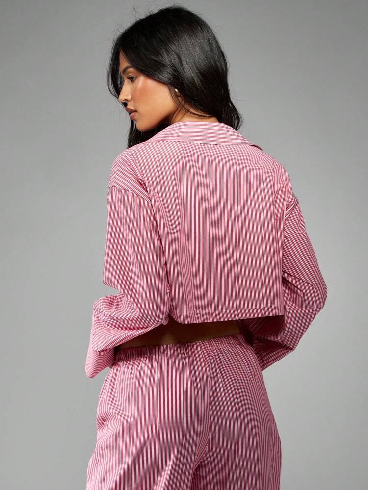 MISSGUIDED Top Cropped com Botões e Listras, Manga Longa, Colarinho, Estilo Clássico de Escritório, Casual Elegante, Moda Verão e Primavera, Top de Natal
