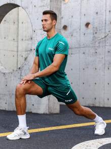 Manfinity Sport Corelite Tuta sportiva da uomo con t-shirt a maniche corte casual e pantaloncini con coulisse, completo da allenamento, abbigliamento da corsa