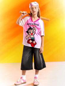 Astro Boy X SHEIN Tween Girl Gradient Pink Cartoon Graphic Pattern Contrast Tape Panel Insert Crew Neck Basketball Jersey T-Shirt - Pink - View 4