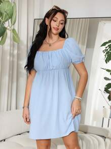 CovetEZ Plus Size Baby Blue Mini Dress: Casual Square Neck Short Sleeve Summer Dress With Ruched Bust Detail - Baby Blue - View 5