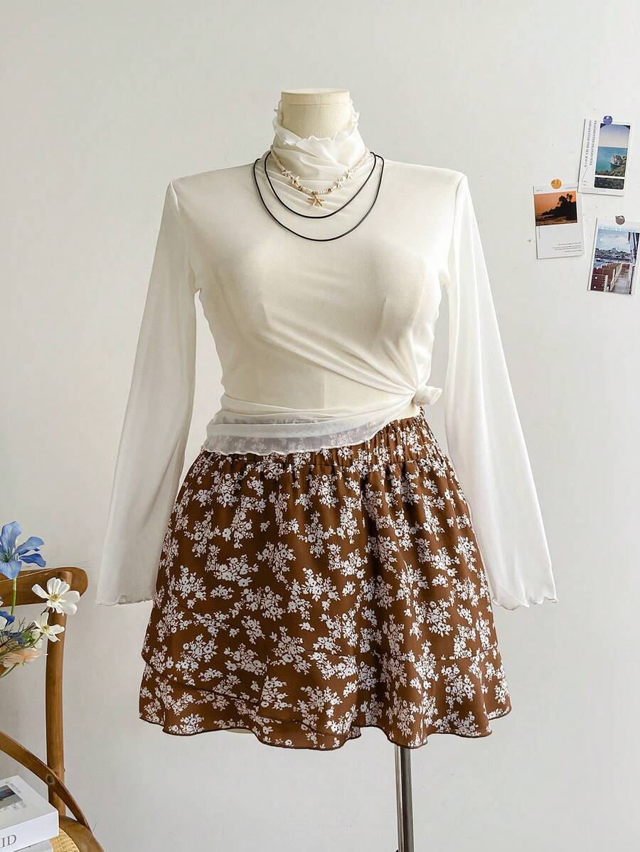 Soleia 红色碎花弹性腰部褶皱曲线下摆休闲度假大码短裤 - 彩色 - 查看 1