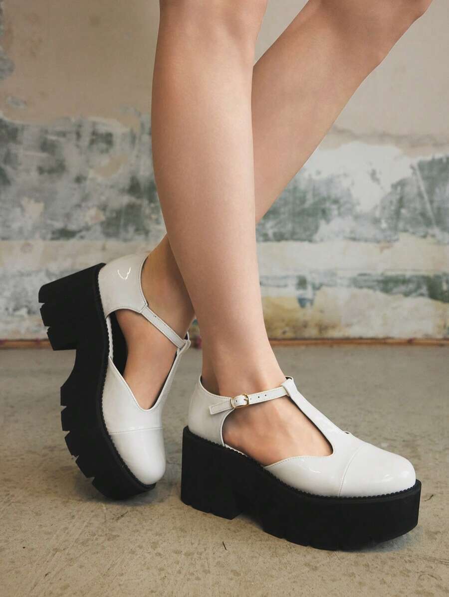 Sugerpunk Women's Comfortable Non-Slip Black Thick Sole Loafers - White - View 1