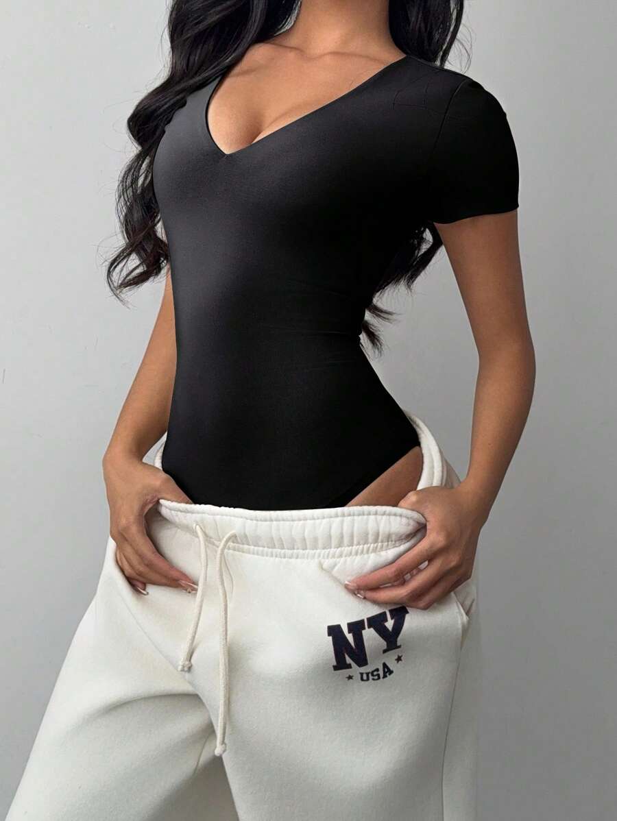SHEIN BASICS Casual Solid Color Knit V-Neck Short Sleeve Bodysuit For Women/Summer - Black - View 1