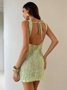 Aloruh Robe mini sexy à volants pour femme, robe fourreau dos nu en mousseline de soie brodée, idéale pour les vacances, style haltère, printemps/été