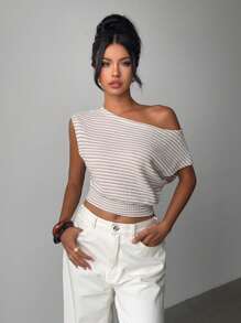 Aloruh Neue modische asymmetrische Schulterspitze Gestreiftes Top mit asymmetrischem Saum, Lässig & Vielseitig, figurschmeichelndes Design in Apricot