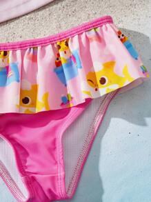 BABY SHARK X SHEIN Conjunto de ropa de playa para bebé niña con diseño de tiburón de dibujos animados que incluye top estilo camiseta rash guard de manga corta y parte inferior en forma de triángulo con volantes - Rosa - Ver 6