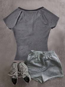 SHEIN EZwear Damen gestreiftes Muster V-Ausschnitt Lässig Kurzarm T-Shirt, Sommer