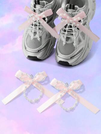 Kawaii 1 pièce Élégant et mignon, ensemble polyvalent de haute qualité fait main de clip de chaussure en nœud papillon multicouche avec perles blanches factices, cristal rose et ruban, convient pour le port quotidien des femmes et des filles, cadeau de festival