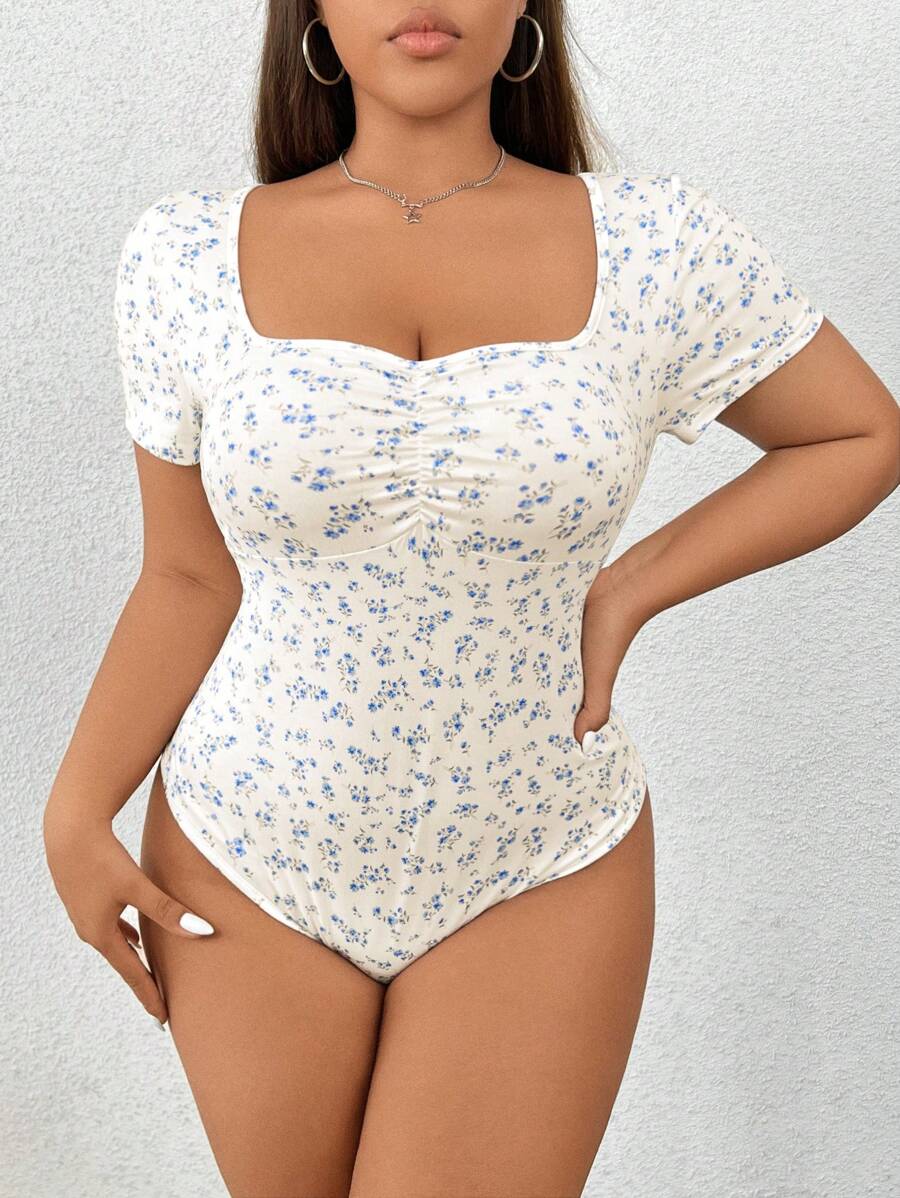 SHEIN EZwear Plus Size Summer Casual Blue & White Ditsy Floral Bodysuit - Blue and White - View 1