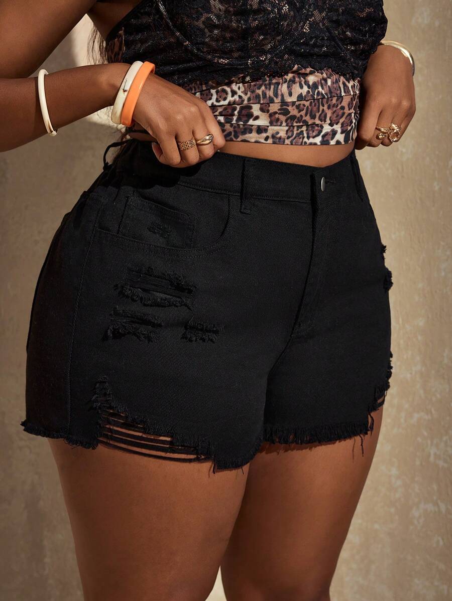 SHEIN SXY Shorts vaqueros de talla grande de unicolor, moda para el verano - Negro - Ver 1