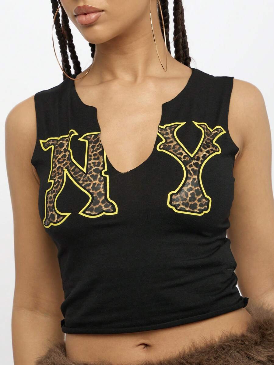 SUMWON WOMEN 豹纹无袖背心，缺口领口，纽约标志，都市街头风格，短款，动物图案