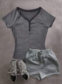 SHEIN EZwear Damen gestreiftes Muster V-Ausschnitt Lässig Kurzarm T-Shirt, Sommer