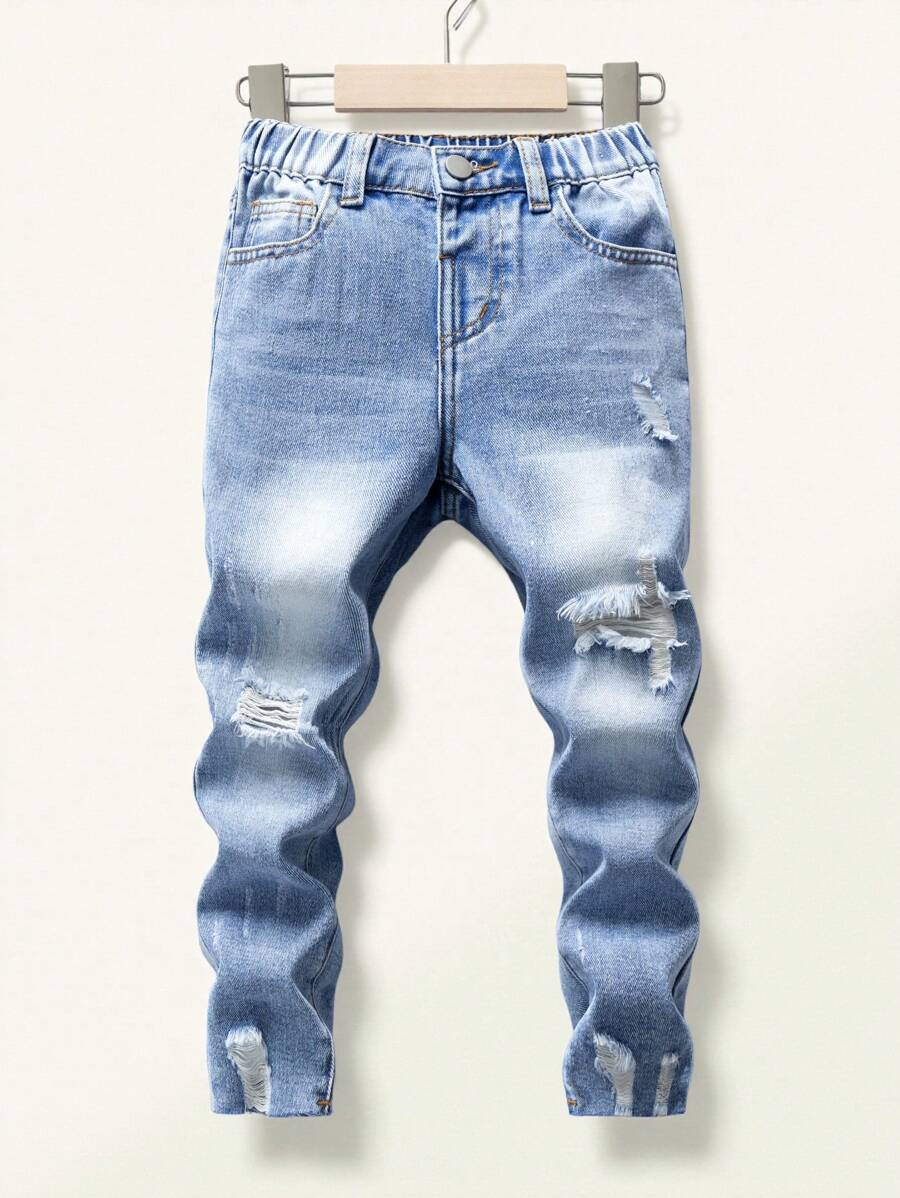 SHEIN Streecool Kids 适合所有季节的年轻男孩休闲日常经典破洞舒适牛仔裤