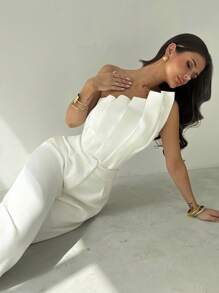 Firerie Nuevo body elegante y minimalista para primavera/verano con diseño asimétrico de plisados estructurales 3D, ajuste ceñido a la cintura, sin mangas, color blanco, adecuado para festivales de música, vuelta al colegio, vacaciones en la playa, fiestas totalmente blancas, vacaciones, maestros, graduación, fiestas totalmente blancas para mujeres, vuelta al colegio - Blanco - Ver 6