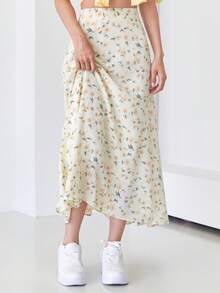Women's Fashionable Floral Printed Long Skirt, Summer - Beige - View 1