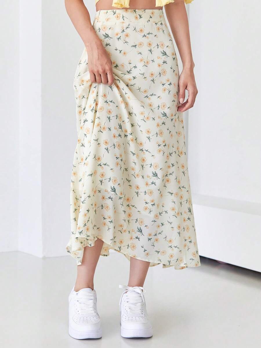 Women's Fashionable Floral Printed Long Skirt, Summer - Beige - View 1
