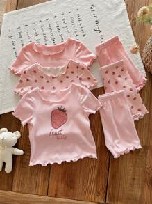 SHEIN LMoss Kids Conjunto de pijama de 6 piezas con camiseta de manga corta cuello redondo y pantalones cortos con volantes y estampado de fresas, suave tejido de punto para niña bebé en verano - Rosa - Ver 4