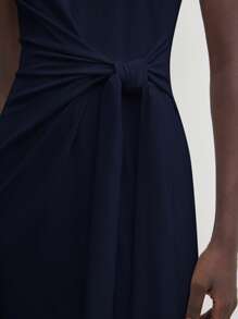 BizChic 2025年夏季新款海军蓝圆领无袖系带收腰宽松连衣裙，商务休闲日常穿着，适合婚礼、海滩度假、音乐节、早午餐、机场穿搭，90年代复古斯德哥尔摩风格，美国独立日