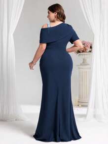 Coutiva Plus Size Asymmetrical Beaded Formal Evening Gown, Party Dress, For Wedding Guest - Navy Blue - View 2