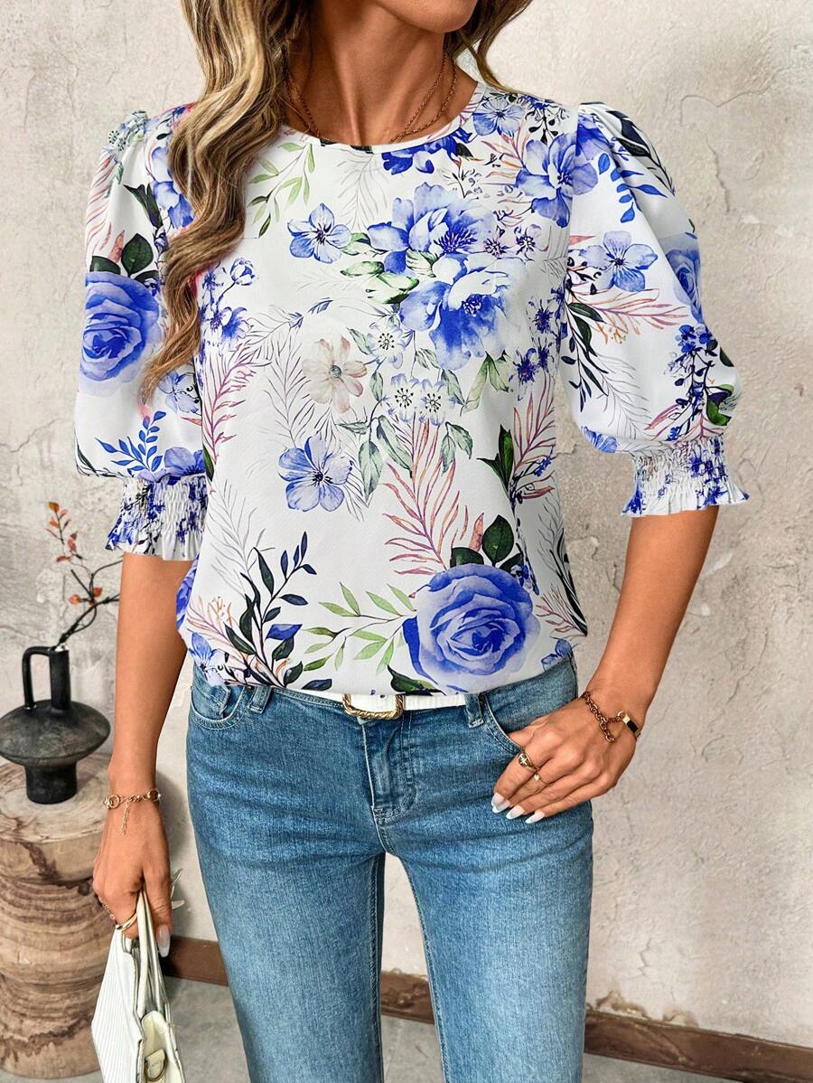 SHEIN Clasi Blusa holgada de manga corta con escote redondo y estampado floral, atuendo de primavera/verano para el Día de San Valentín, atuendo de campo para mujer, blusas casuales de primavera para mujer, atuendos de verano para mujer, atuendos de primavera para mujer, ropa de San Valentín, atuendos de verano para mujer