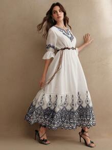 Anewsta Vintage French Embroidered Vacation Style Elegant V-Neck Women Dress