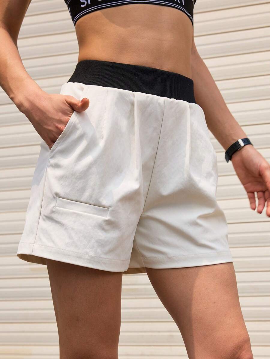 SHEIN Sports Pantaloncini sportivi casual e larghi da donna, a contrasto di colore, per l'estate - Bianco - Visualizzare 1