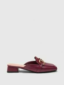CUCCOO BIZCHIC Sepatu Flat Slip-On Modis Wanita dengan Dekorasi Rantai Logam untuk Natal dan Musim Semi - Burgundy - View 2