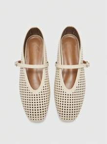 CUCCOO BIZCHIC Sepatu Flat Wanita Ujung Persegi dengan Potongan Laser untuk Natal dan Musim Semi - Aprikot - View 2