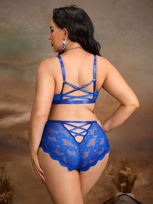 PinupGlam Plus Size Lace Cross-Back Push-Up Front Closure Lingerie Bra And Panty Set