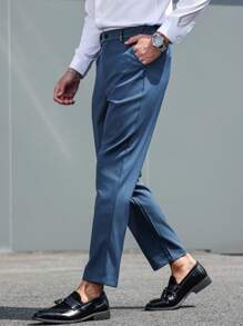 Manfinity Mode 大码男士纯色直筒休闲西装裤，带口袋，非常适合情侣，也是送给男朋友或丈夫的绝佳礼物。