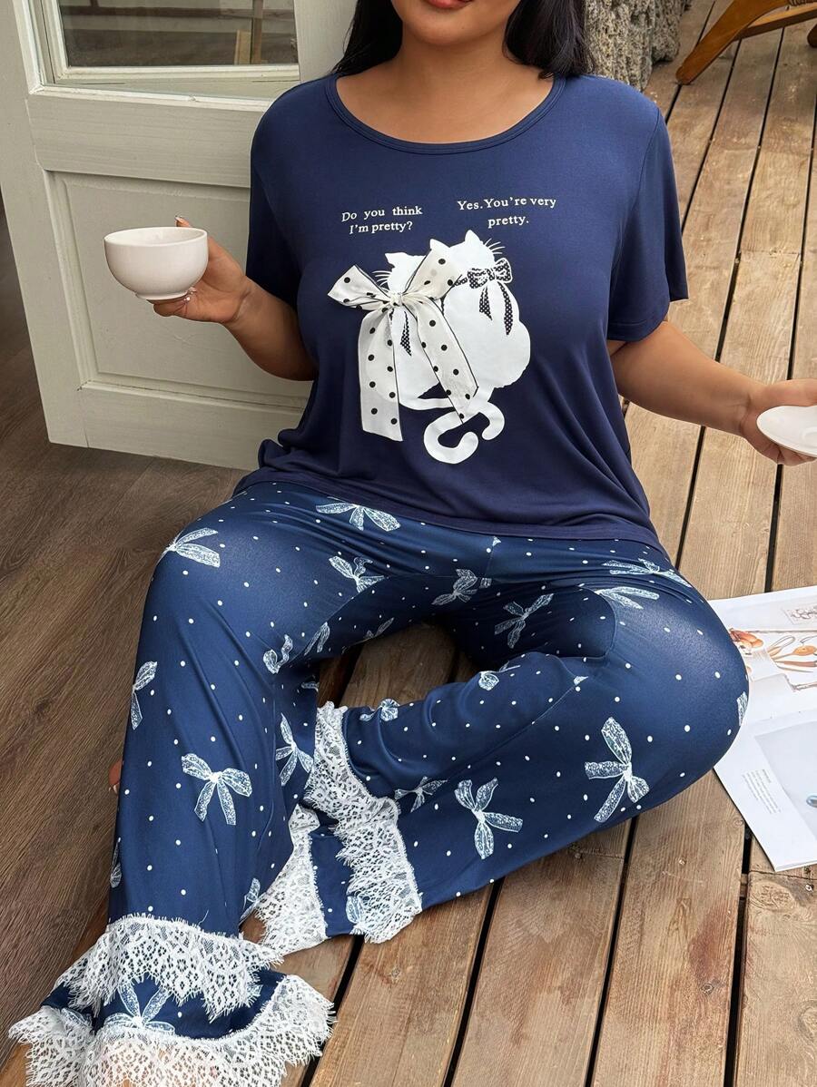 SHEIN Conjunto informal de 2 piezas de pantalones cortos con camisa de manga corta, con lentejuelas en forma de gato, lunares y lazo, de tela de seda de leche suave y confortable, de talla grande y corte holgado