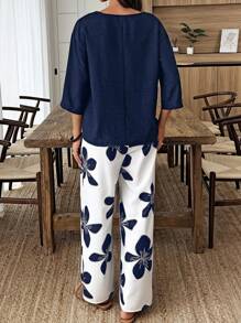 SHEIN LUNE 2pcs Women Vacation Solid V-Neck 3/4 Sleeve Shirt & Floral Print Pants Casual Set