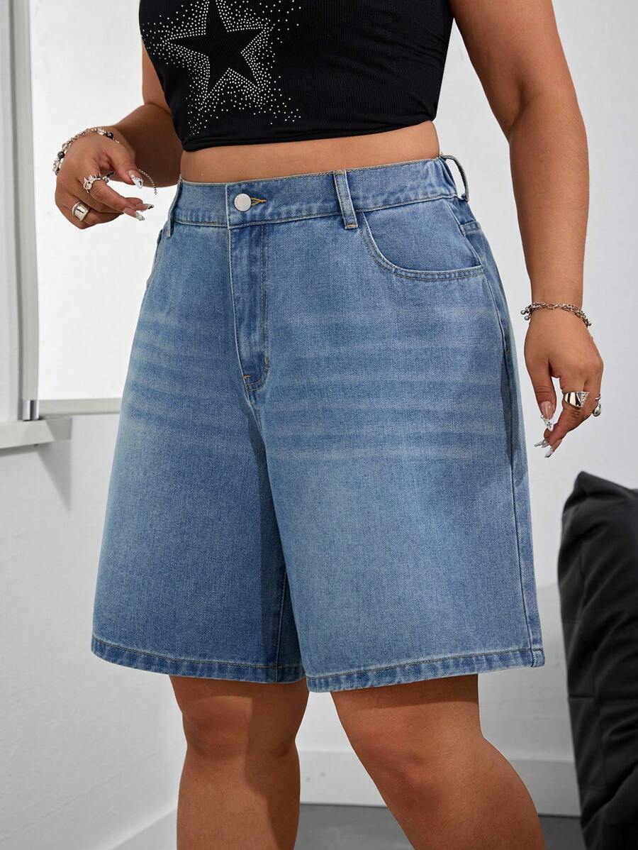 SHEIN ICON 大码女式宽松口袋阔腿休闲牛仔百慕大短裤 - 藍色 - 查看 1