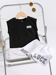 SHEIN 2 Stück/Set Baby Jungen süßer vielseitiger Lässig Koreanischer Stil schwarzes Top mit Buchstaben Grafik & Shorts Set, Sommer - Verschiedenfarbig - Übersicht 1
