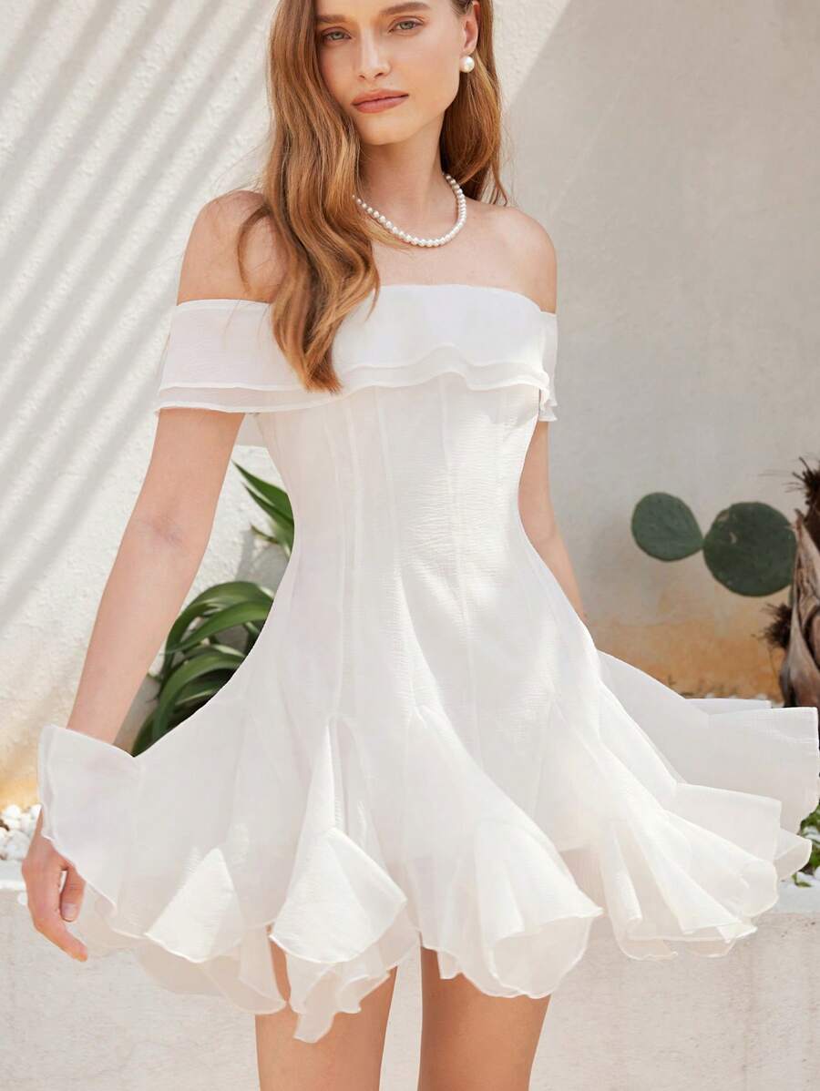 Aveloria Rosie Vestido mini de tul blanco de alta gama con volantes en el dobladillo, sin tirantes y con diseño especial para damas - Blanco - Ver 1