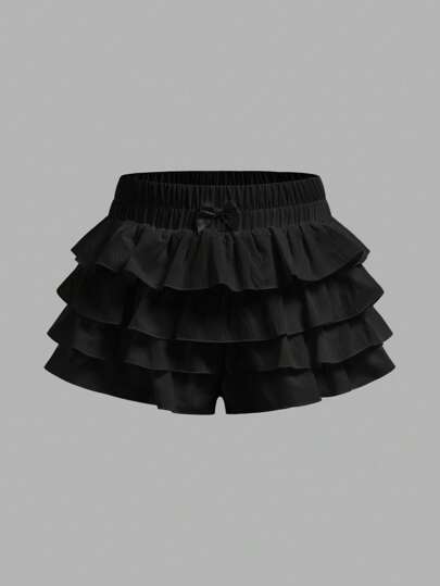 年轻女孩时尚纯色修身休闲短裤