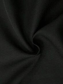 SHEIN Clasi Quần Short Ống Thẳng Lưng Cao Viền Cuộn Lên Màu Đen - màu đen - Xem 6