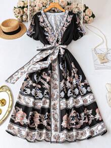 Elenzga Plus Size Vintage Palace-Style V-Neck Cross Strap Waist Flared Printed Dress - Multicolor - View 3