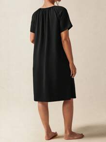 SHEIN Maternity Round Neck Raglan Sleeve Single-Breasted Nursing Dress - Black - View 2