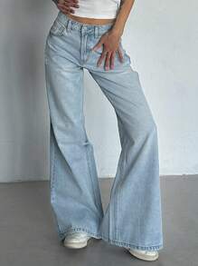 DAZY Women's Low-Waisted Flare Leg Jeans Low Rise Jeans - Light Wash - View 4
