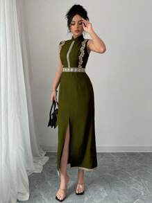 Chiquease 优雅时尚休闲百搭中式领无袖金色刺绣花卉蕾丝拼布系腰长裙女式连衣裙